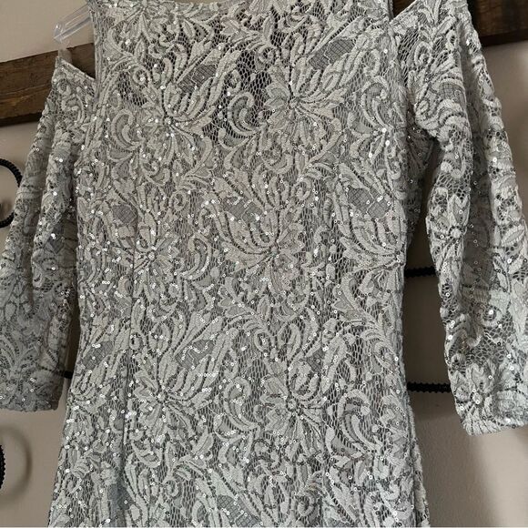 Marina Cold Shoulder Sequin Prom Dress Formal Gown Size 4 - Picture 12 of 16